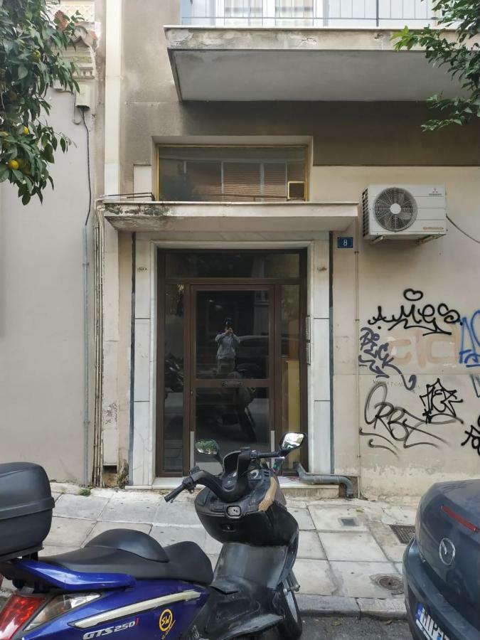 Toni'S Charming Apartment In The Thisseo Station Athènes Extérieur photo